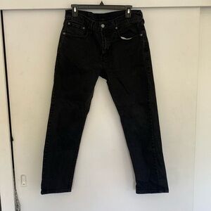 Levi’s 502 Jeans